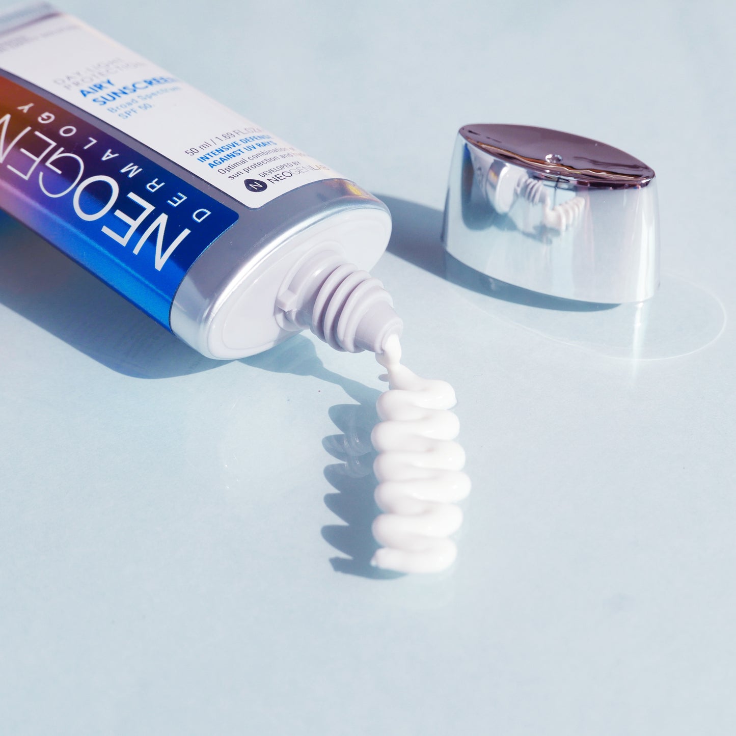 DAY LIGHT PROTECTION AIRY SUNSCREEN